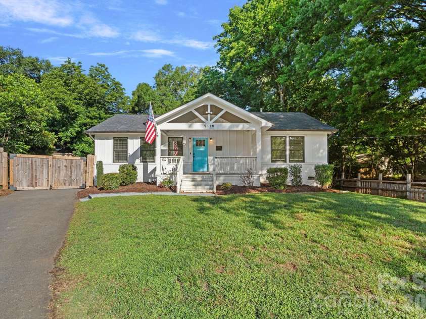 7110 Rockcliff Court, Charlotte, NC 28210.  MLS# CAR4388257, YatesRealty ID 29713. 