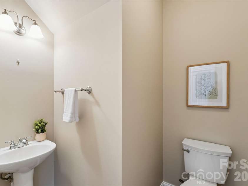 10208 Tolleson Avenue, Charlotte, NC 28277.  MLS# CAR4369017, YatesRealty ID 29714. 