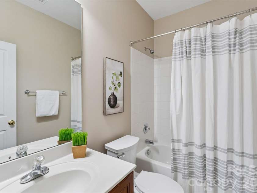 10208 Tolleson Avenue, Charlotte, NC 28277.  MLS# CAR4369017, YatesRealty ID 29714. 