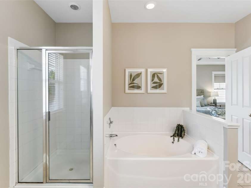 10208 Tolleson Avenue, Charlotte, NC 28277.  MLS# CAR4369017, YatesRealty ID 29714. 