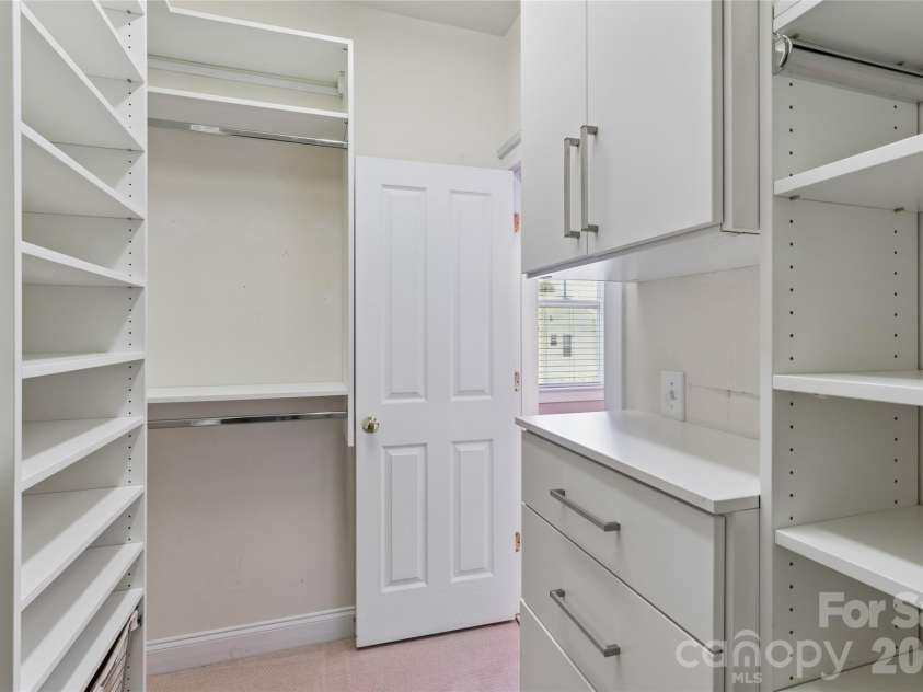 10208 Tolleson Avenue, Charlotte, NC 28277.  MLS# CAR4369017, YatesRealty ID 29714. 