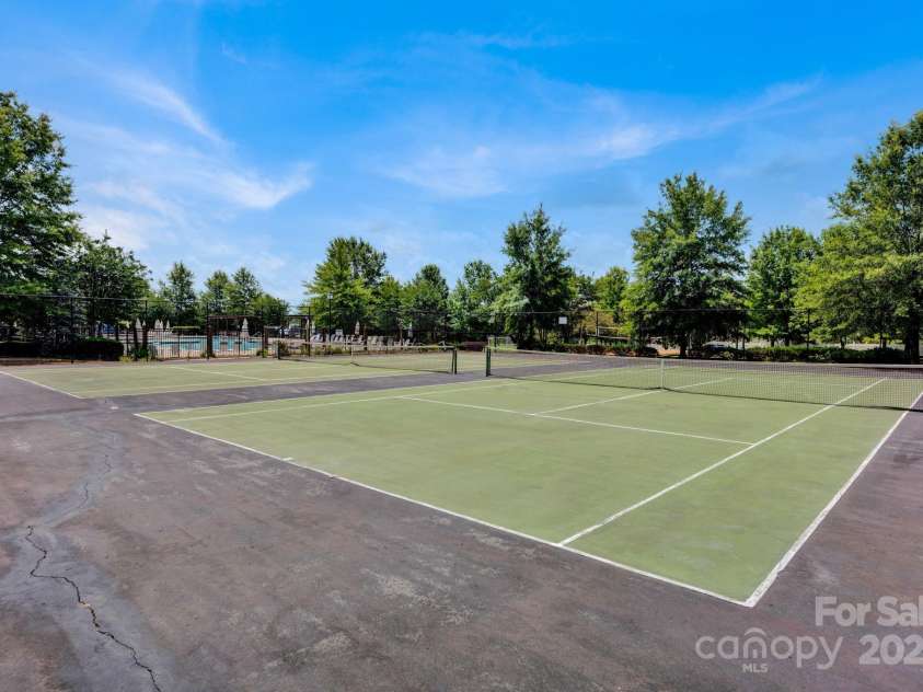 3351 Streamside Drive, Davidson, NC 28036.  MLS# CAR4268849, YatesRealty ID 29714. Community Tennis Courts