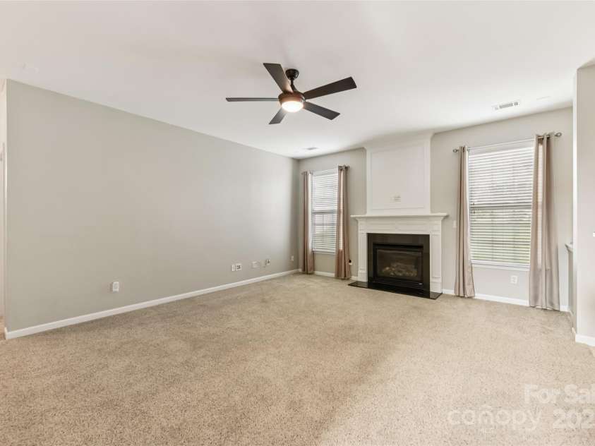 3351 Streamside Drive, Davidson, NC 28036.  MLS# CAR4268849, YatesRealty ID 29714. Great room for entertaining