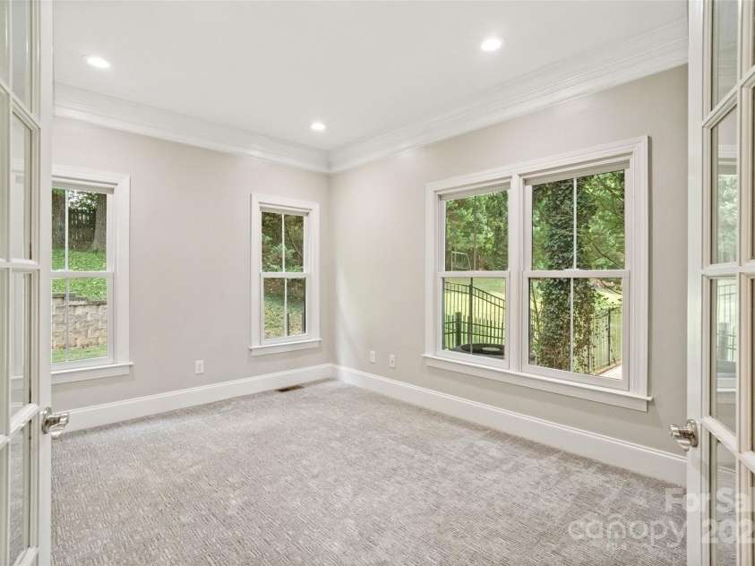 121 Canterbury Crossing, Fort Mill, SC 29708.  MLS# CAR4270882, YatesRealty ID 29715. Office