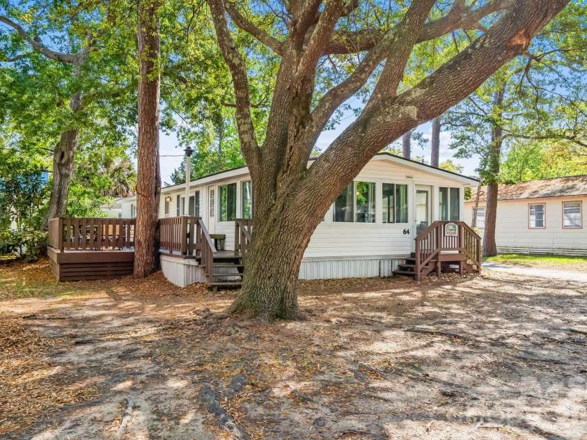 6011 Kings Highway, Myrtle Beach, SC 29575.  MLS# CAR4392597, YatesRealty ID 29715. 