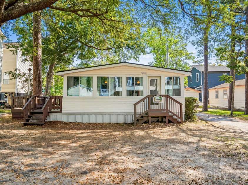6011 Kings Highway, Myrtle Beach, SC 29575.  MLS# CAR4392597, YatesRealty ID 29715. 