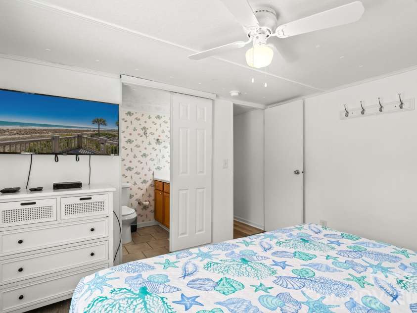 6011 Kings Highway, Myrtle Beach, SC 29575.  MLS# CAR4392597, YatesRealty ID 29715. 