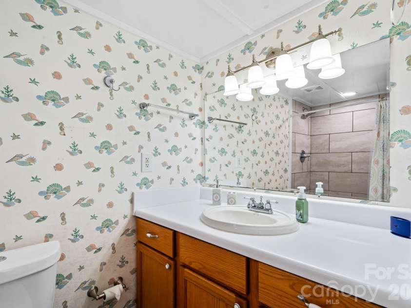 6011 Kings Highway, Myrtle Beach, SC 29575.  MLS# CAR4392597, YatesRealty ID 29715. 