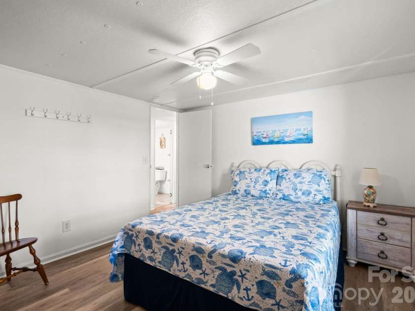6011 Kings Highway, Myrtle Beach, SC 29575.  MLS# CAR4392597, YatesRealty ID 29715. 