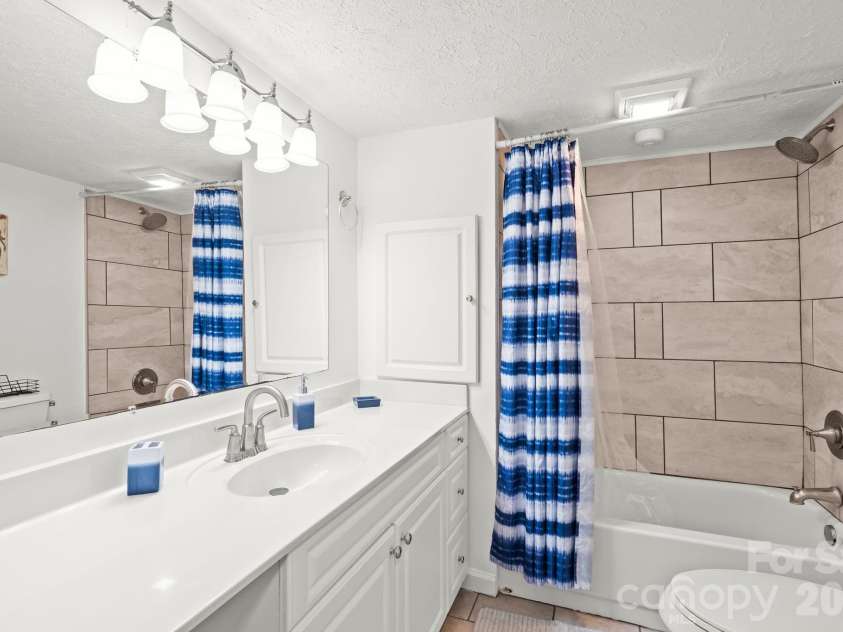 6011 Kings Highway, Myrtle Beach, SC 29575.  MLS# CAR4392597, YatesRealty ID 29715. 