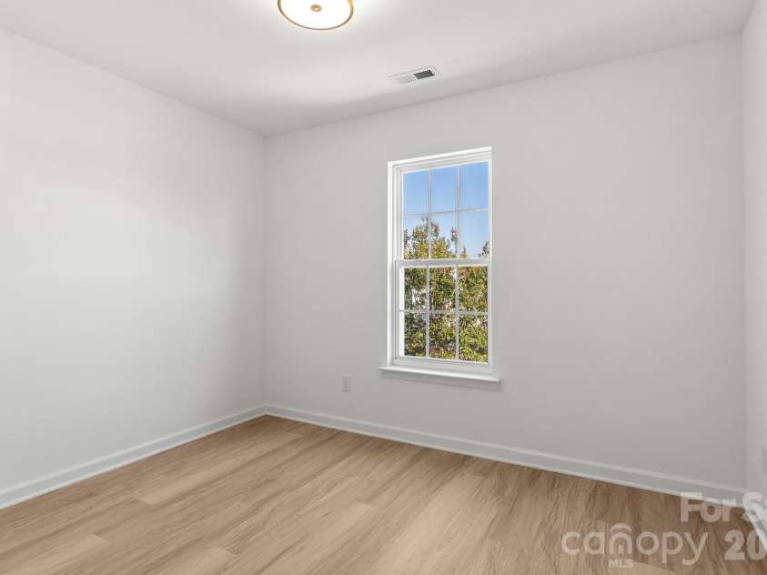 14426 Arlandes Drive, Charlotte, NC 28278.  MLS# CAR4388324, YatesRealty ID 29716. 