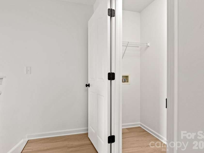 14426 Arlandes Drive, Charlotte, NC 28278.  MLS# CAR4388324, YatesRealty ID 29716. 