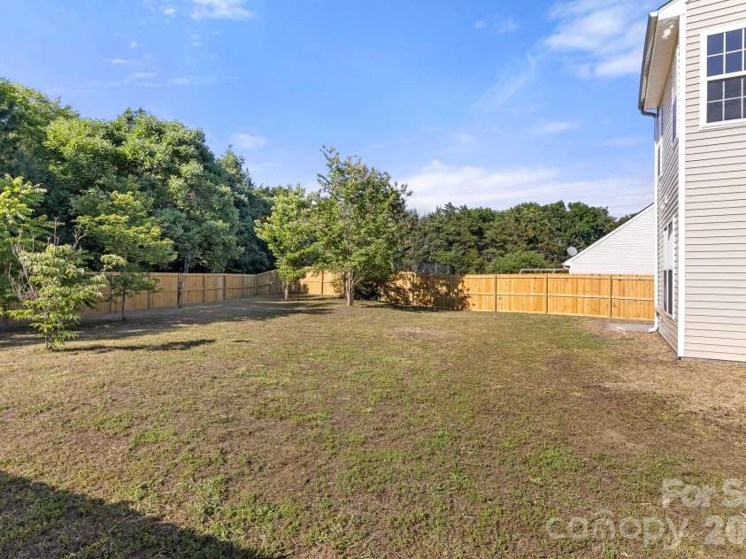 14426 Arlandes Drive, Charlotte, NC 28278.  MLS# CAR4388324, YatesRealty ID 29716. 