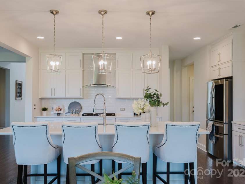 15431 Cimarron Hills Lane, Charlotte, NC 28278.  MLS# CAR4298385, YatesRealty ID 29716. 