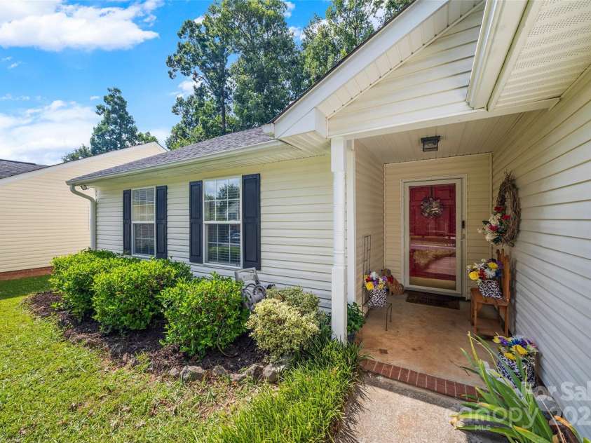 1668 Tate Road, Rock Hill, SC 29732.  MLS# CAR4276127, YatesRealty ID 29717. 