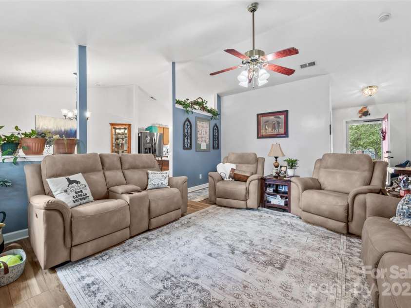 1668 Tate Road, Rock Hill, SC 29732.  MLS# CAR4276127, YatesRealty ID 29717. 