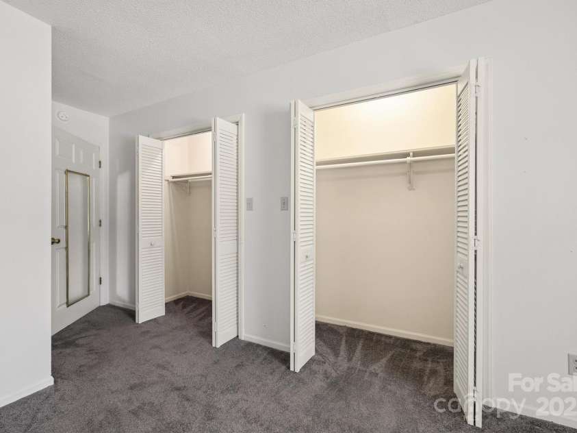 248 Pointe Circle, Rock Hill, SC 29732.  MLS# CAR4277404, YatesRealty ID 29719. Closets in Bedroom #1