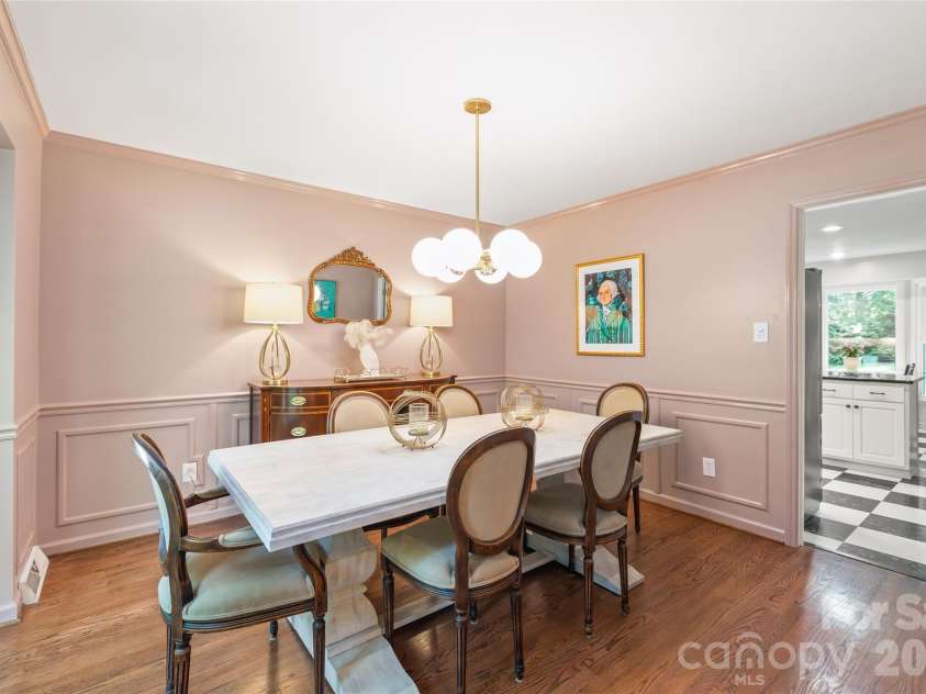7022 Rocky Falls Road, Charlotte, NC 28211.  MLS# CAR4391550, YatesRealty ID 29719. 