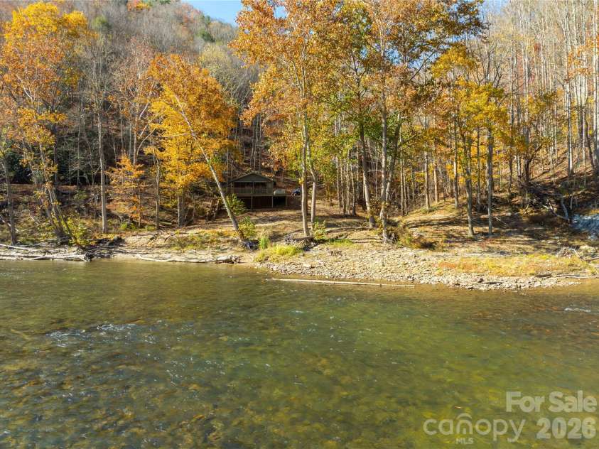 2736 White Oak Flats Road, Green Mountain, NC 28740.  MLS# CAR4327209, YatesRealty ID 2972. 
