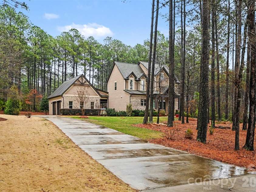 6302 Chimney Bluff Road, Lancaster, SC 29720.  MLS# CAR4310688, YatesRealty ID 2972. 