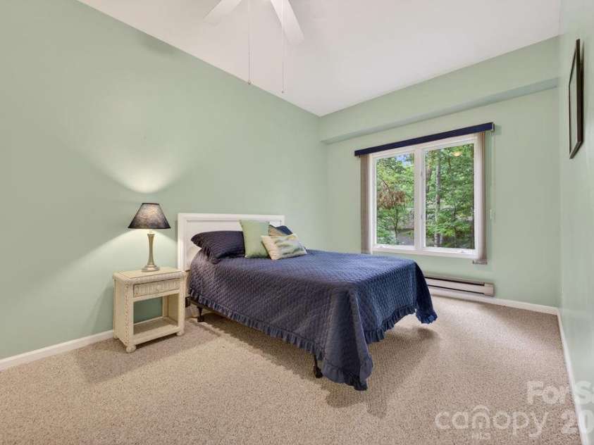 1820 Riverview Court, Hendersonville, NC 28739.  MLS# CAR4391402, YatesRealty ID 29721. 