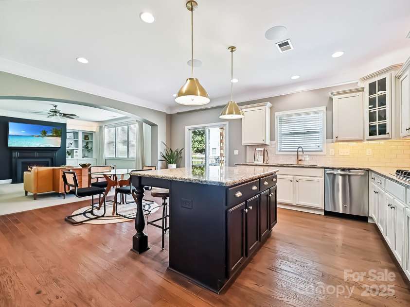 3006 Collin House Drive, Fort Mill, SC 29715.  MLS# CAR4278197, YatesRealty ID 29721. 