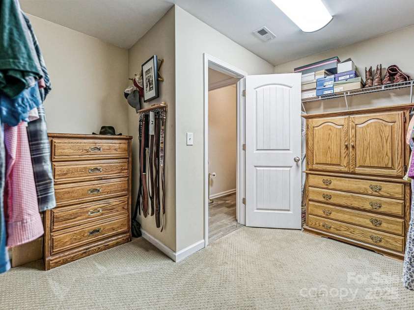 3006 Collin House Drive, Fort Mill, SC 29715.  MLS# CAR4278197, YatesRealty ID 29721. 