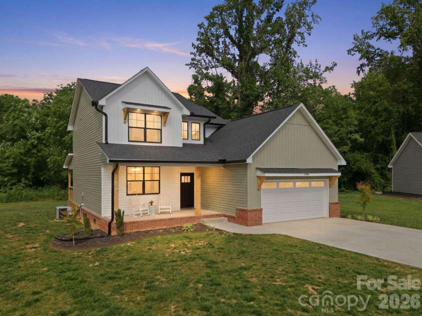 1906 Maius Drive, Conover, NC 28613.  MLS# CAR4383738, YatesRealty ID 29722. 