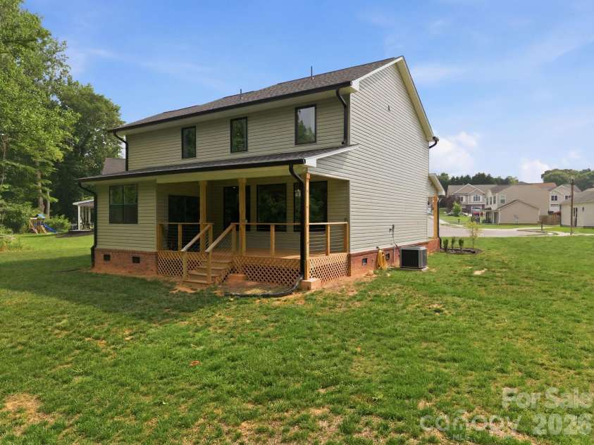1906 Maius Drive, Conover, NC 28613.  MLS# CAR4383738, YatesRealty ID 29722. 
