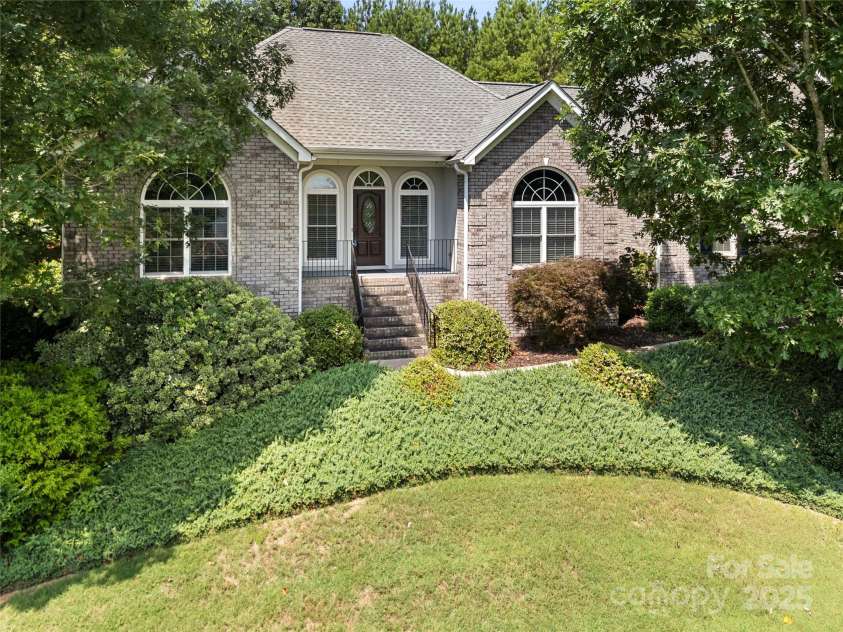 1012 Catawba Shores Drive, Rock Hill, SC 29730.  MLS# CAR4280757, YatesRealty ID 29723. 1.46 acres with mature landscaping