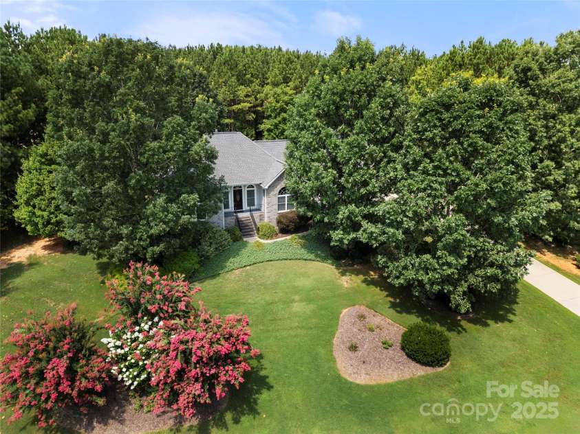 1012 Catawba Shores Drive, Rock Hill, SC 29730.  MLS# CAR4280757, YatesRealty ID 29723. 