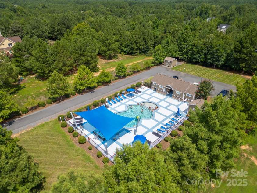 1012 Catawba Shores Drive, Rock Hill, SC 29730.  MLS# CAR4280757, YatesRealty ID 29723. Community pool