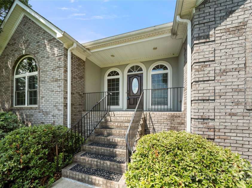 1012 Catawba Shores Drive, Rock Hill, SC 29730.  MLS# CAR4280757, YatesRealty ID 29723. Full brick veneer with corner keys and hard stucco accents