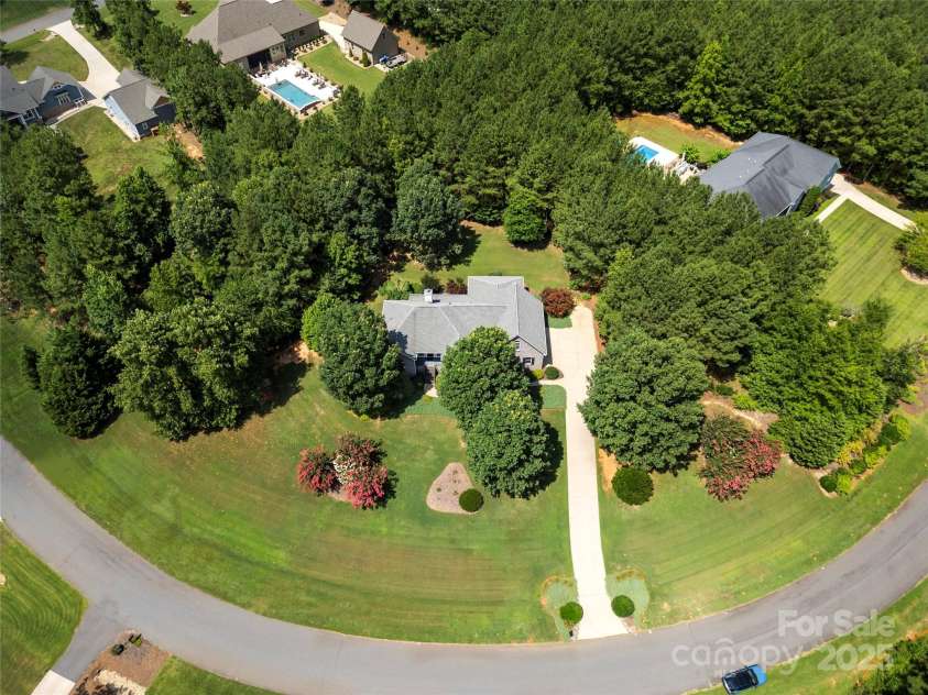 1012 Catawba Shores Drive, Rock Hill, SC 29730.  MLS# CAR4280757, YatesRealty ID 29723. Mature landscaping and ample privacy