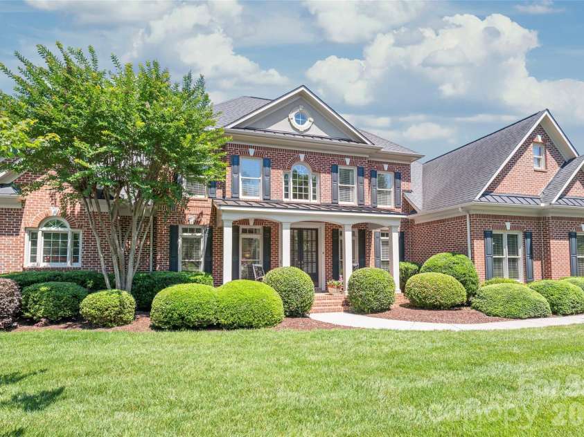 30205 Camden Lane, Fort Mill, SC 29707.  MLS# CAR4391476, YatesRealty ID 29723. 