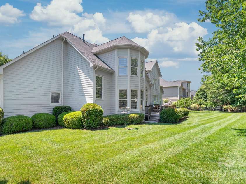 30205 Camden Lane, Fort Mill, SC 29707.  MLS# CAR4391476, YatesRealty ID 29723. 