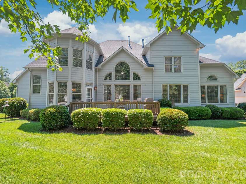 30205 Camden Lane, Fort Mill, SC 29707.  MLS# CAR4391476, YatesRealty ID 29723. 