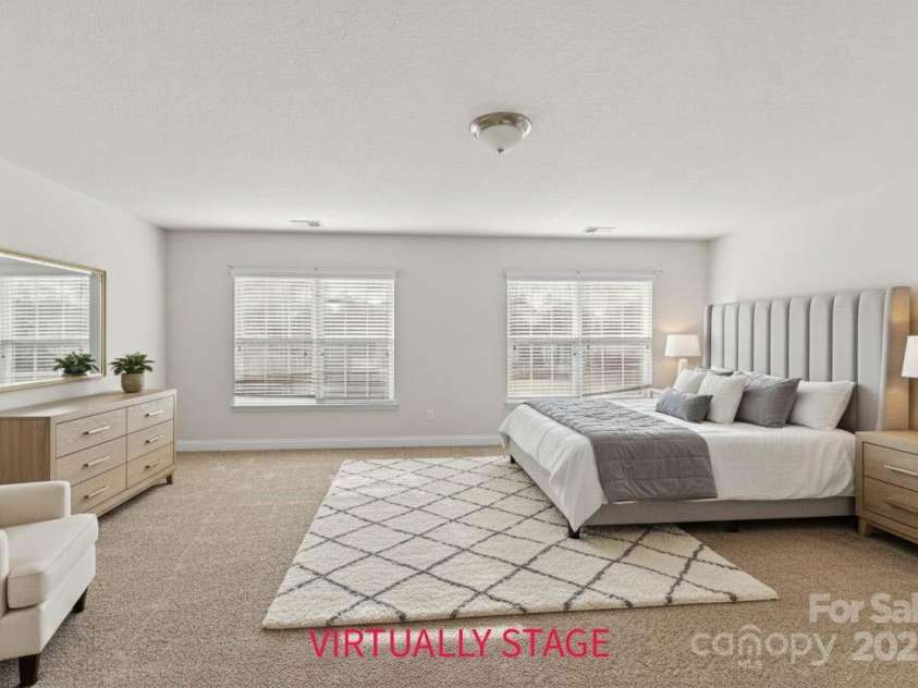 2532 Glyncastle Way, Gastonia, NC 28056.  MLS# CAR4317159, YatesRealty ID 29724. 