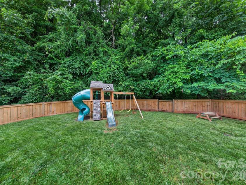 618 Adams Ridge Drive, Fort Mill, SC 29715.  MLS# CAR4385975, YatesRealty ID 29724. 