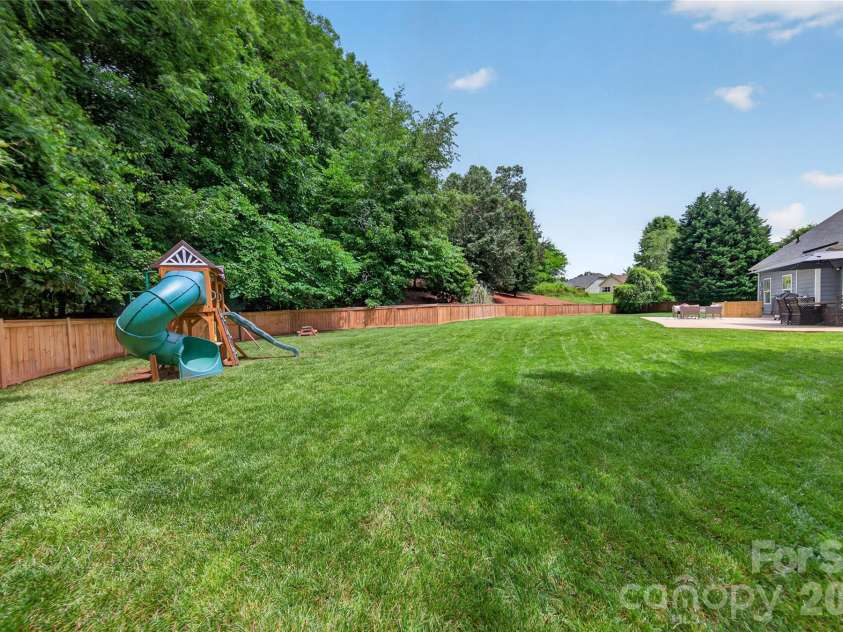 618 Adams Ridge Drive, Fort Mill, SC 29715.  MLS# CAR4385975, YatesRealty ID 29724. 