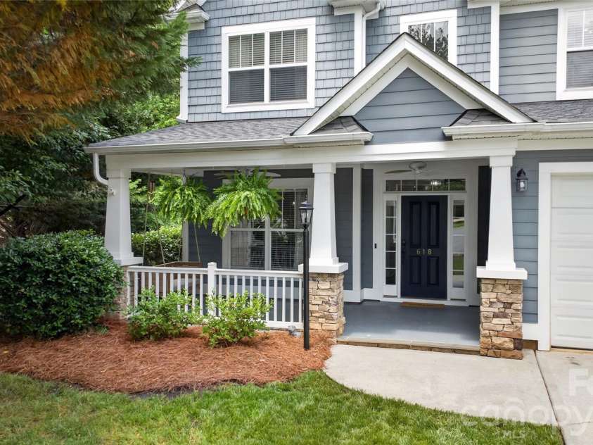618 Adams Ridge Drive, Fort Mill, SC 29715.  MLS# CAR4385975, YatesRealty ID 29724. 
