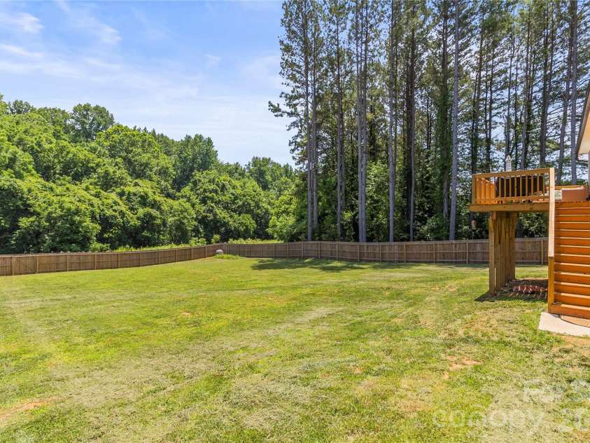 2412 Mintew Circle, Lincolnton, NC 28092.  MLS# CAR4387828, YatesRealty ID 29725. Back yard(1)