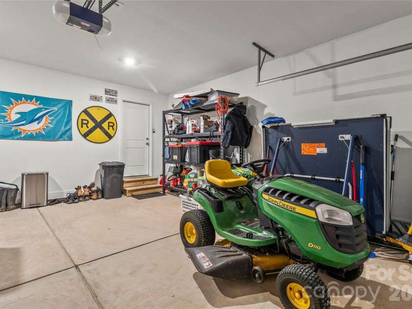 2412 Mintew Circle, Lincolnton, NC 28092.  MLS# CAR4387828, YatesRealty ID 29725. Garage(1)