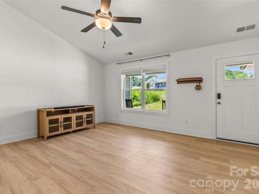 2412 Mintew Circle, Lincolnton, NC 28092.  MLS# CAR4387828, YatesRealty ID 29725. Living room(2)