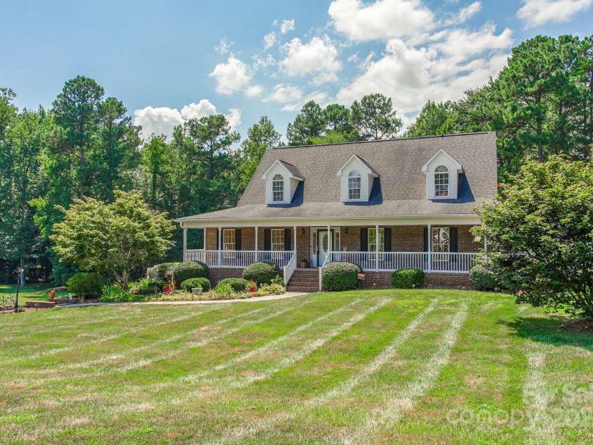 118 Northwood Court, Lexington, NC 27295.  MLS# CAR4284847, YatesRealty ID 29726. 