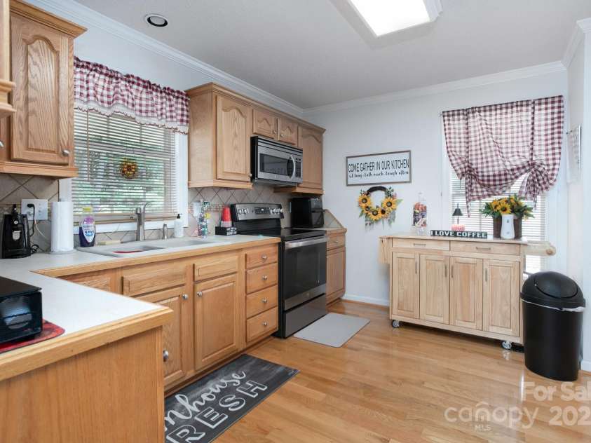 118 Northwood Court, Lexington, NC 27295.  MLS# CAR4284847, YatesRealty ID 29726. 