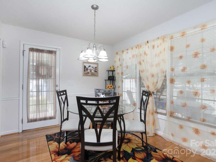 118 Northwood Court, Lexington, NC 27295.  MLS# CAR4284847, YatesRealty ID 29726. 