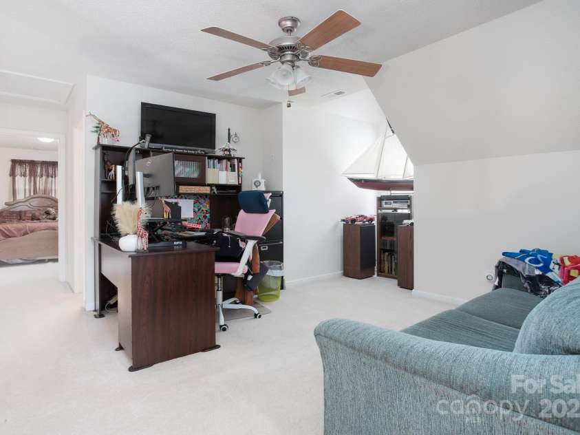 118 Northwood Court, Lexington, NC 27295.  MLS# CAR4284847, YatesRealty ID 29726. 