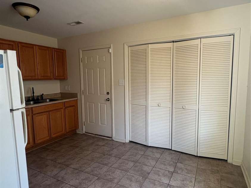 3931 Durham Lane, Charlotte, NC 28269.  MLS# CAR4390632, YatesRealty ID 29726. 
