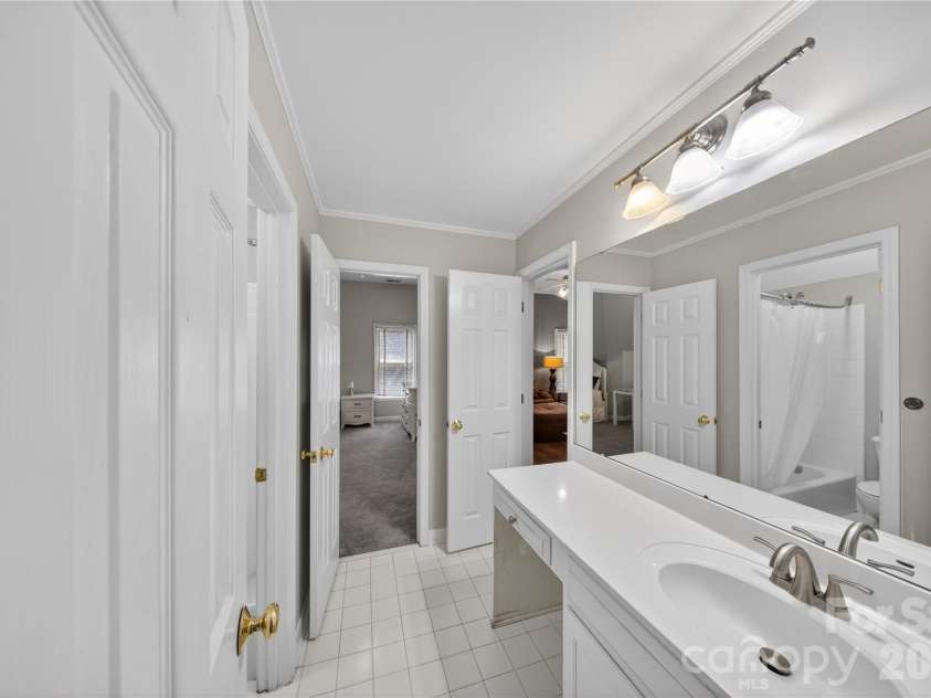 11117 Tavernay Parkway, Charlotte, NC 28262.  MLS# CAR4381756, YatesRealty ID 29727. 